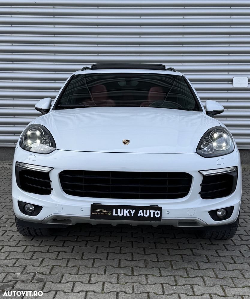 Porsche Cayenne - 19