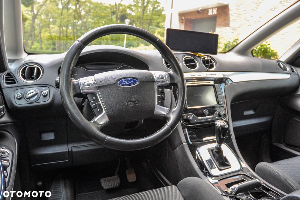 Ford S-Max - 9