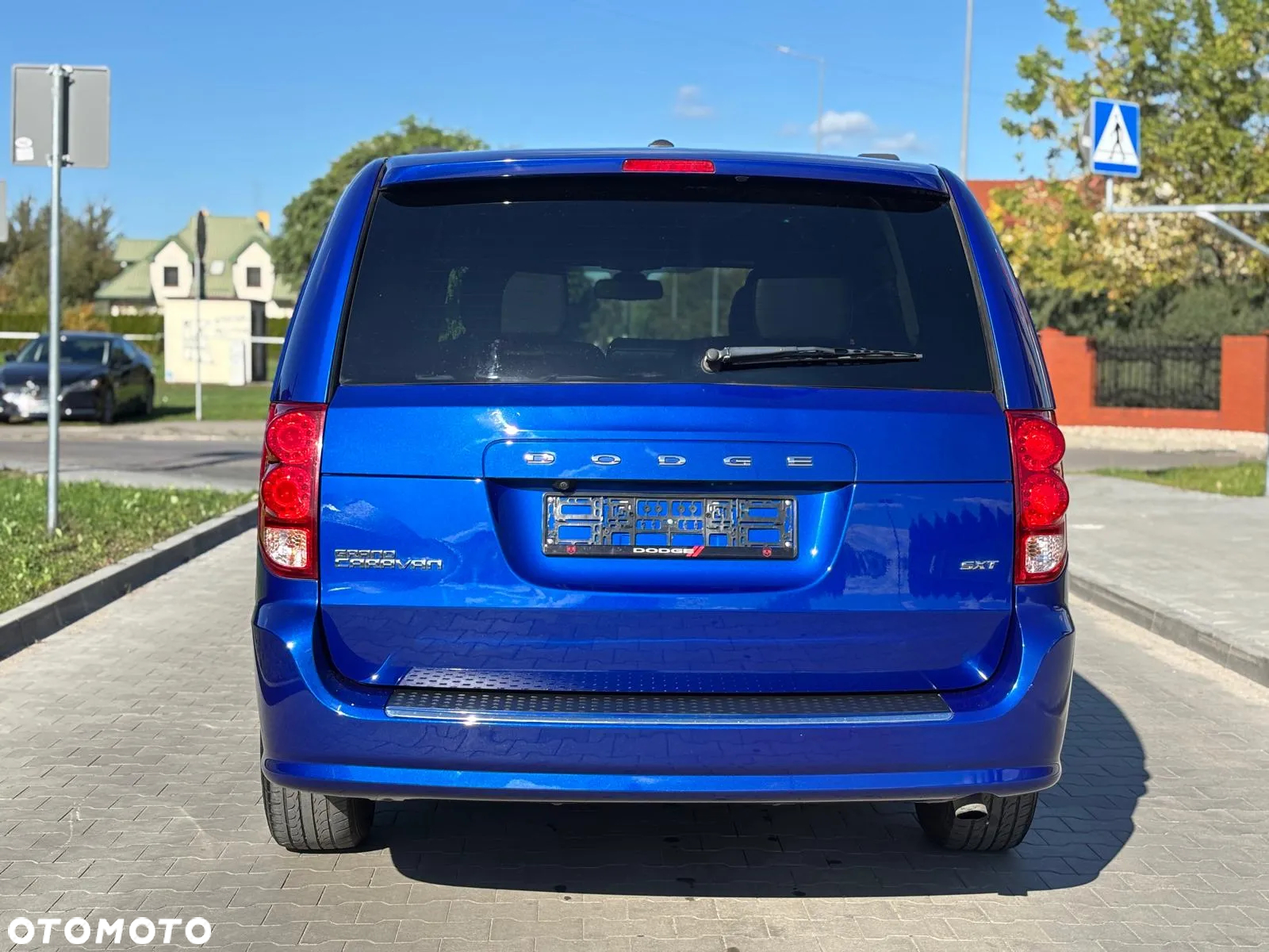 Dodge Grand Caravan - 11