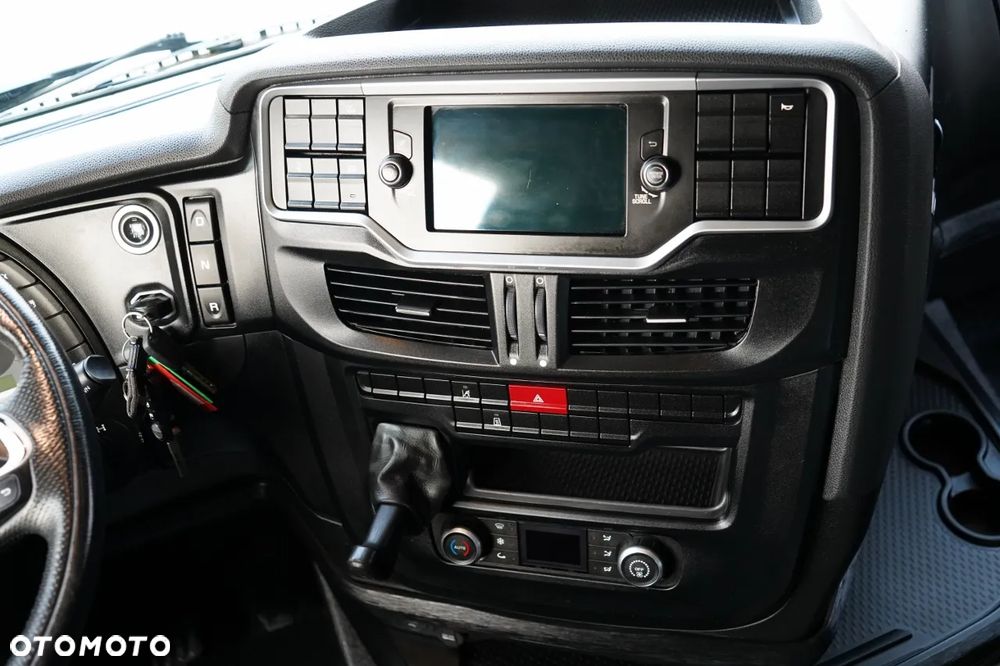 Iveco S-WAY / 510 / RETARDER / KLIMA POSTOJOWA - 30