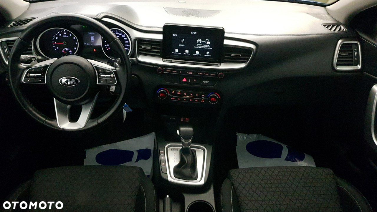 Kia Ceed - 20