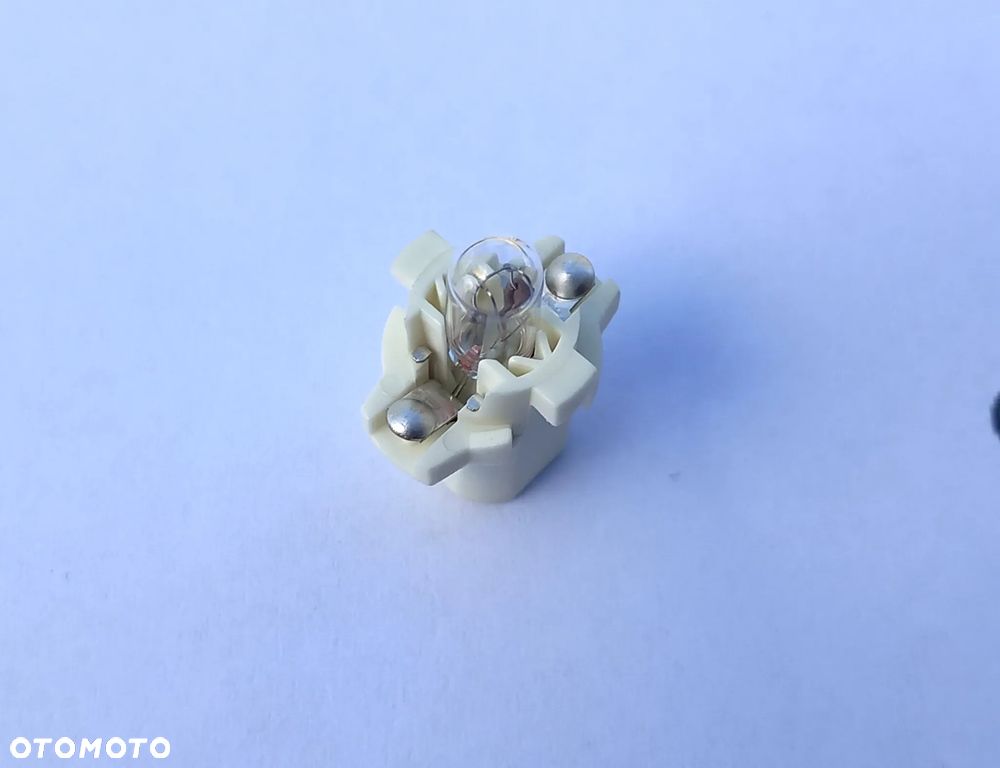 Żarówka oświetlenia tablicy przyrządów z oprawką Ford Galaxy 1994-2000 4041600 - 1