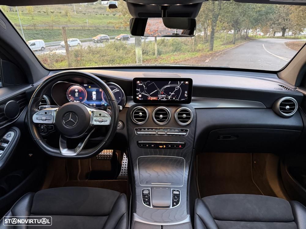 Mercedes-Benz GLC 220 d 4Matic 9G-TRONIC AMG Line Plus - 29