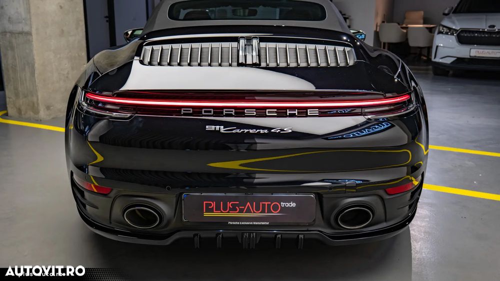 Porsche 911 4S - 9