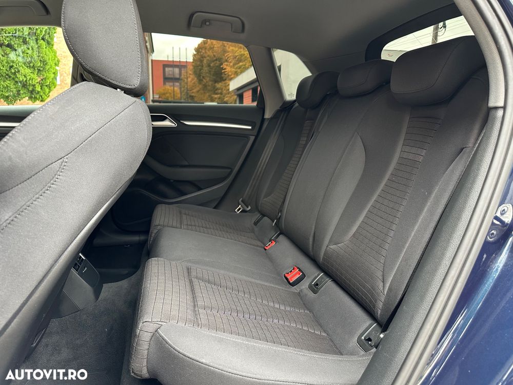 Audi A3 1.6 TDI Sportback (clean diesel) S tronic Ambition - 10