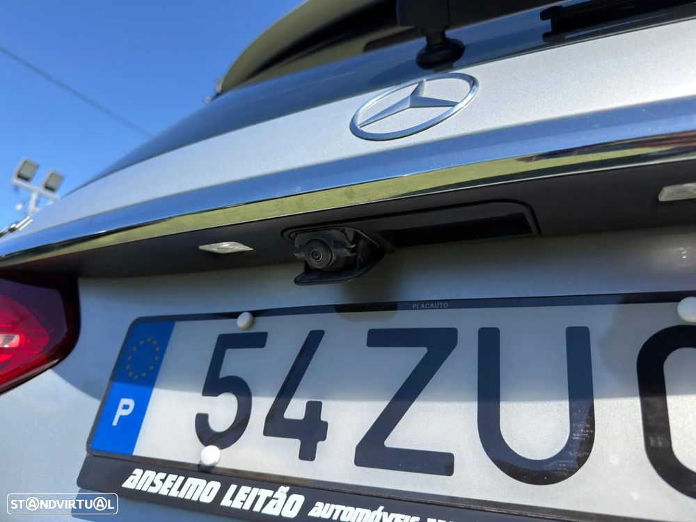 Mercedes-Benz E 220 d Avantgarde - 13