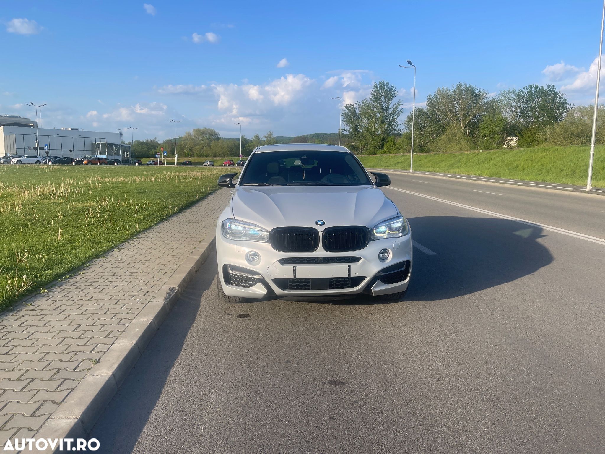 BMW X6 M M50d - 1