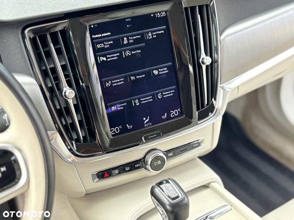 Volvo V90 - 8