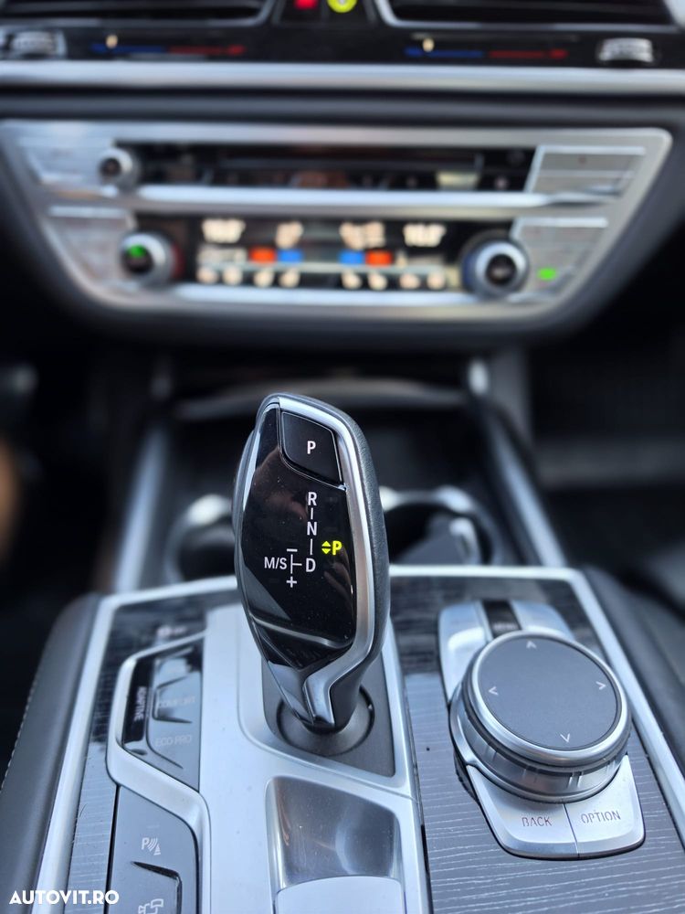 BMW Seria 7 Active L Edition Exclusive - 21