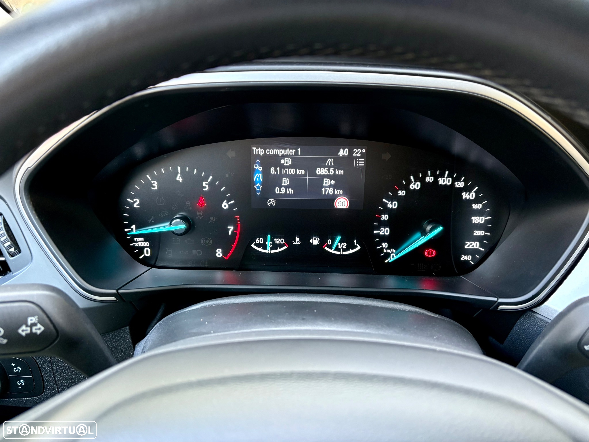 Ford Focus SW 1.0 EcoBoost S&S COOL&CONNECT - 9