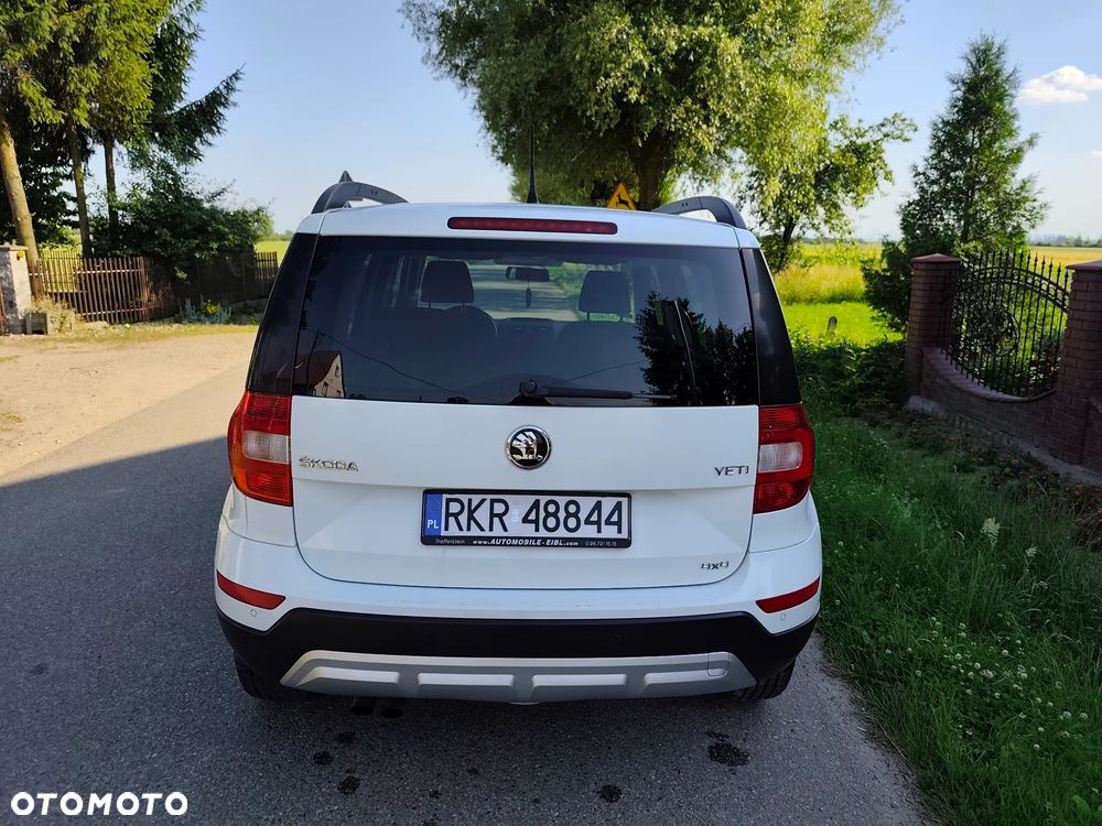 Skoda Yeti 2.0 TDI SCR 4x4 Active - 6