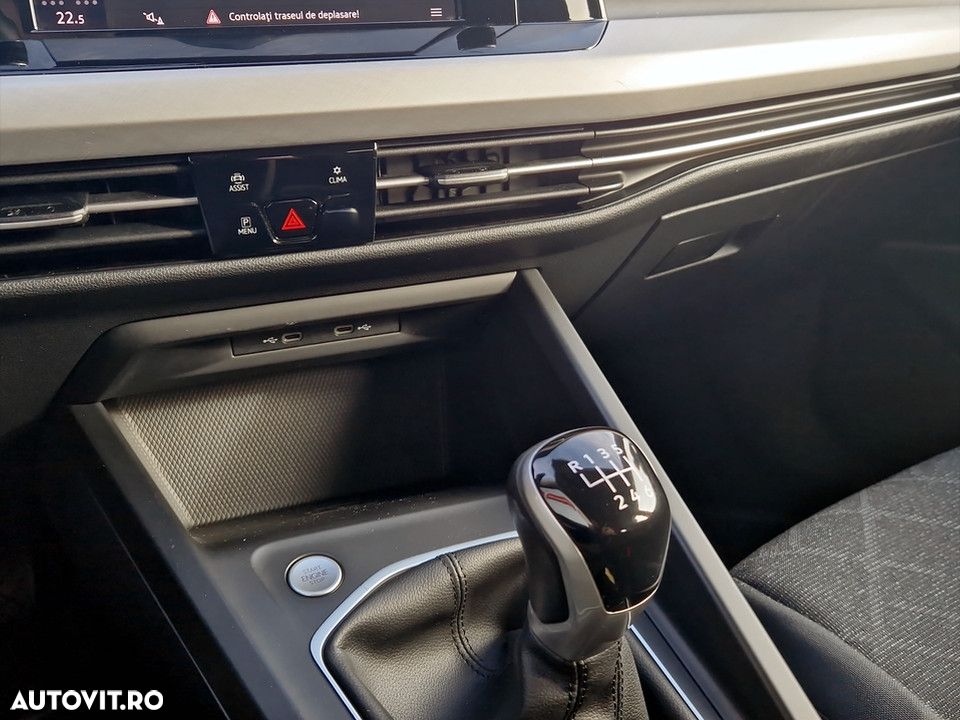 Volkswagen Golf 1.0 TSI Life - 17