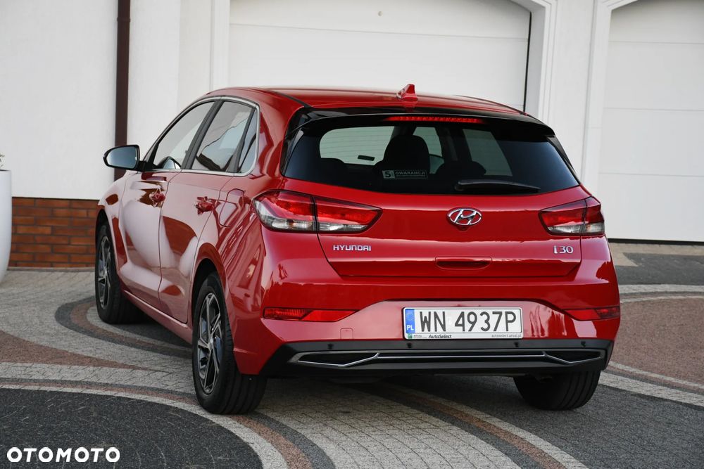 Hyundai i30 1.6 D Comfort - 16