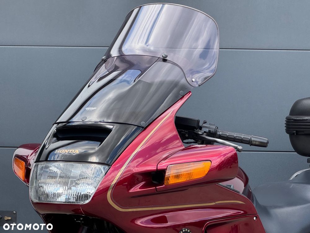 Honda ST - 27