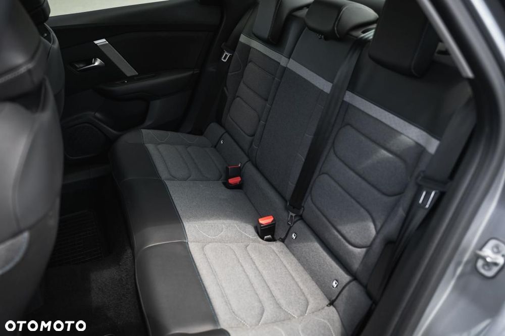 Citroën C4X - 27