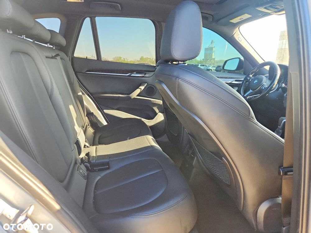 BMW X1 xDrive25i M Sport sport - 10