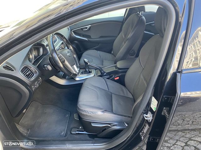 Volvo V40 Cross Country 1.6 D2 Summum - 6