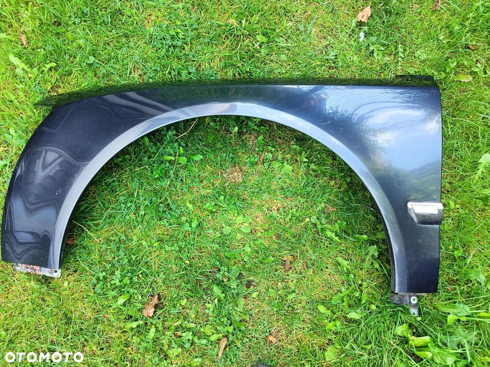 AUDI A8 D3 BŁOTNIK LEWY PRZEDNI PRZÓD LY7Q W KOLOR - 1