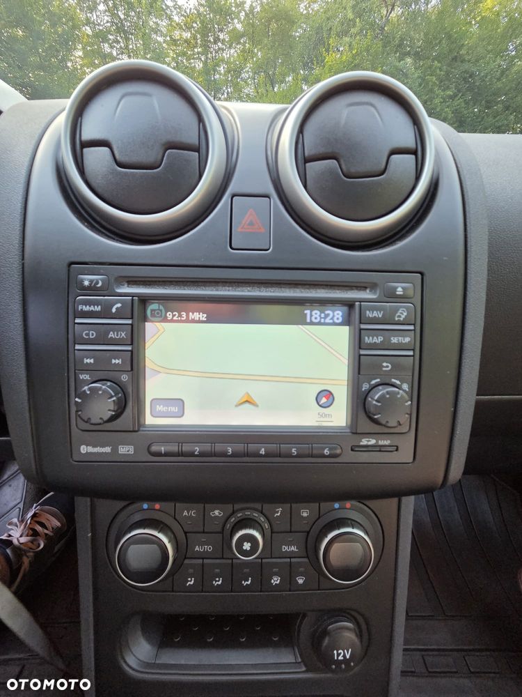 Nissan Qashqai 2.0 360 - 18