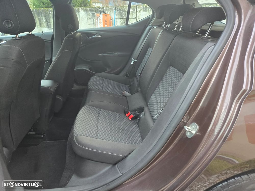 Opel Astra 1.6 CDTI Business Edition S/S - 11