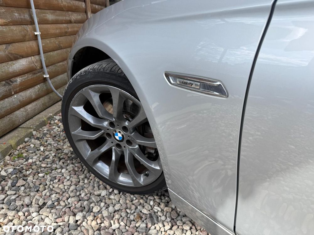 BMW Seria 5 535d xDrive Sport-Aut Luxury Line - 12