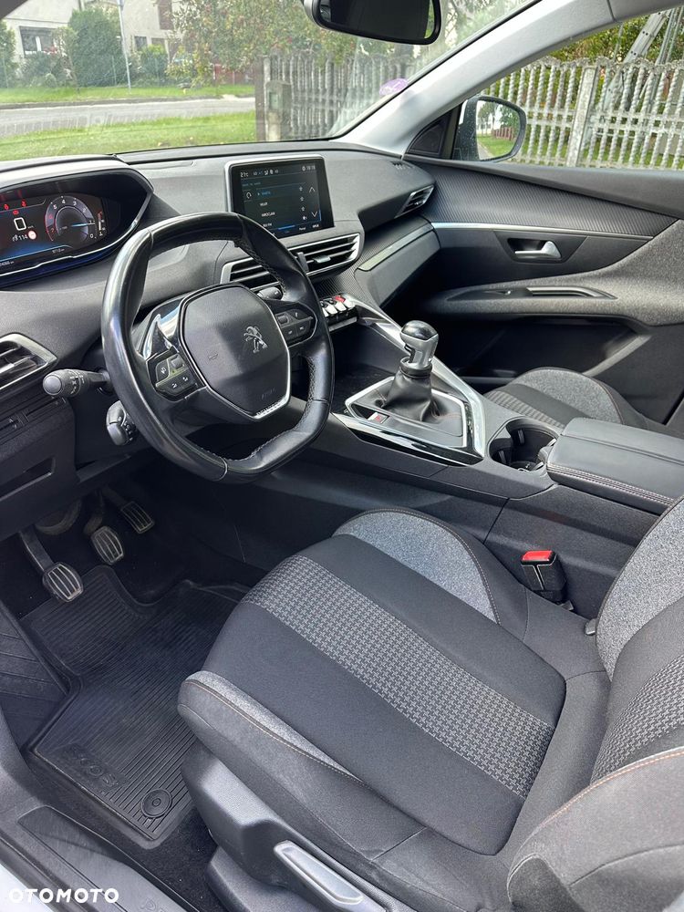 Peugeot 3008 - 9