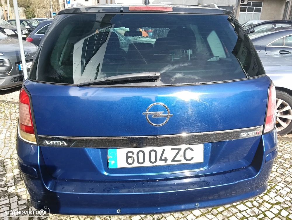 Opel Astra Caravan 1.9 CDTi Cosmo - 21