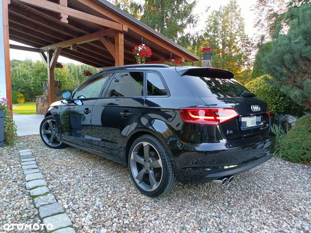 Audi A3 Sportback 2.0 TDI S line Sportpaket - 19