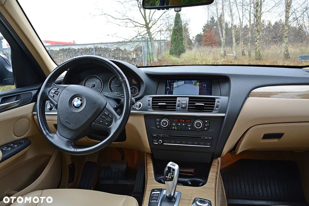 BMW X3 xDrive28i Sport-Aut Advantage - 24