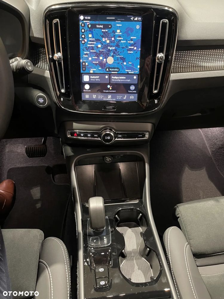 Volvo XC 40 B3 Plus Dark - 9