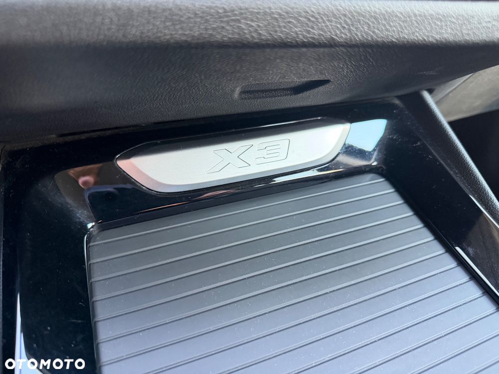 BMW X3 xDrive30e - 39