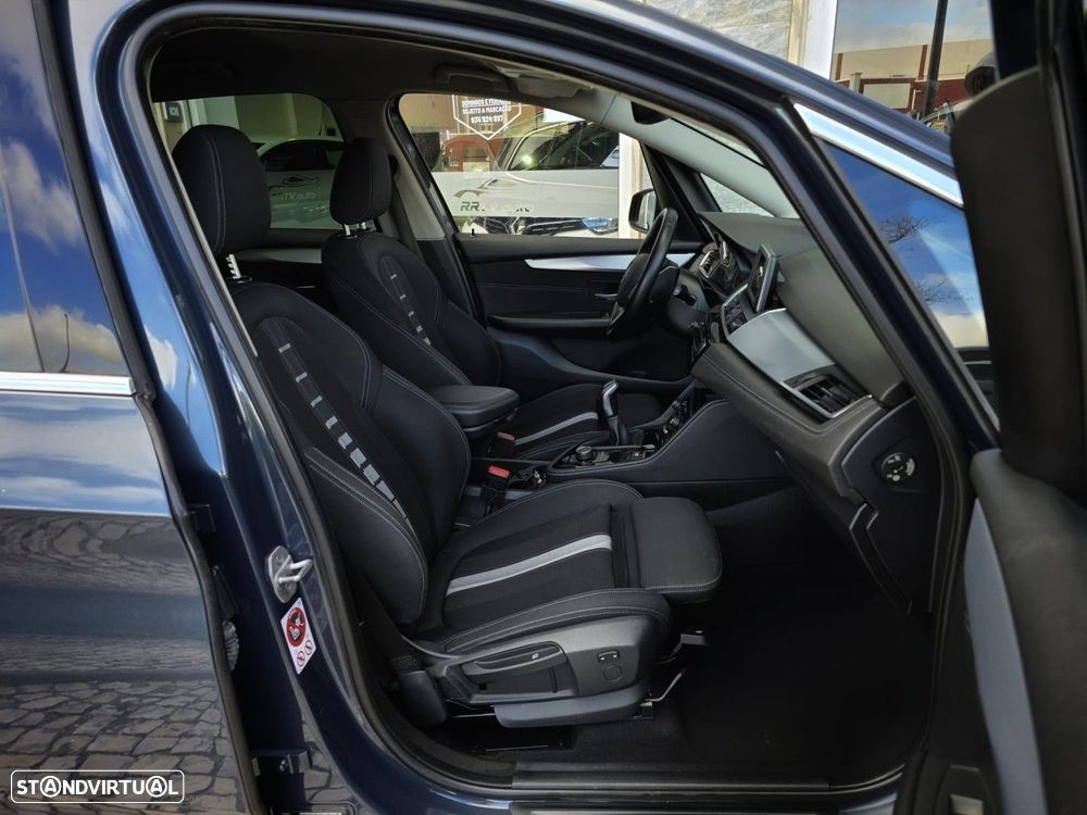 BMW 216 Gran Tourer d 7L Line Sport - 23