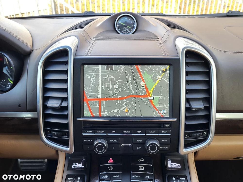 Porsche Cayenne S Hybrid Tiptronic S - 12