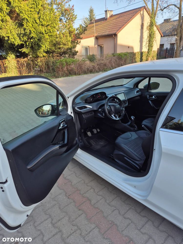 Peugeot 208 e-HDi 92 Stop&Start Allure - 7