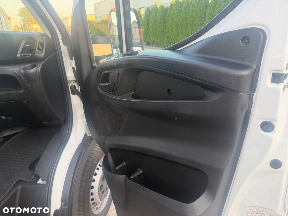 Iveco Daily - 22