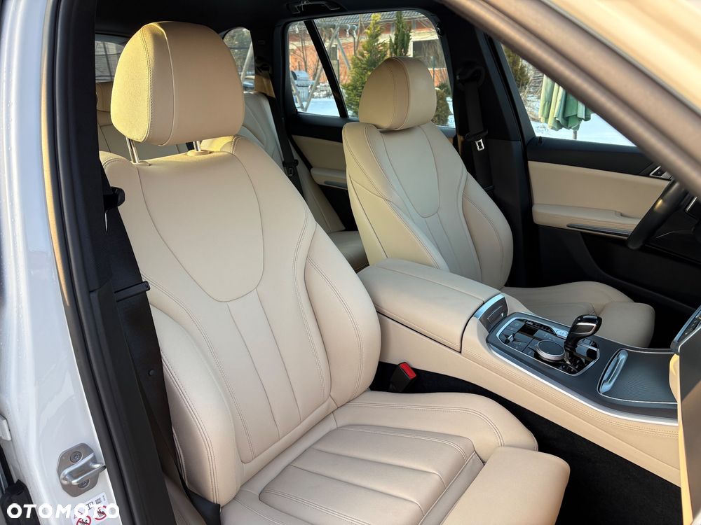 BMW X5 xDrive45e - 14