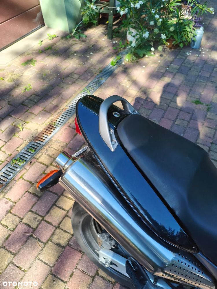 Honda CB - 11