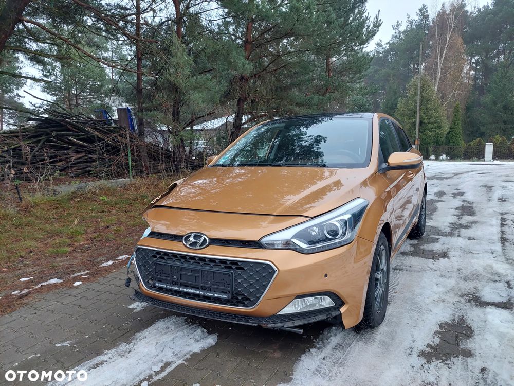 Hyundai i20 1.4 YES Gold - 2