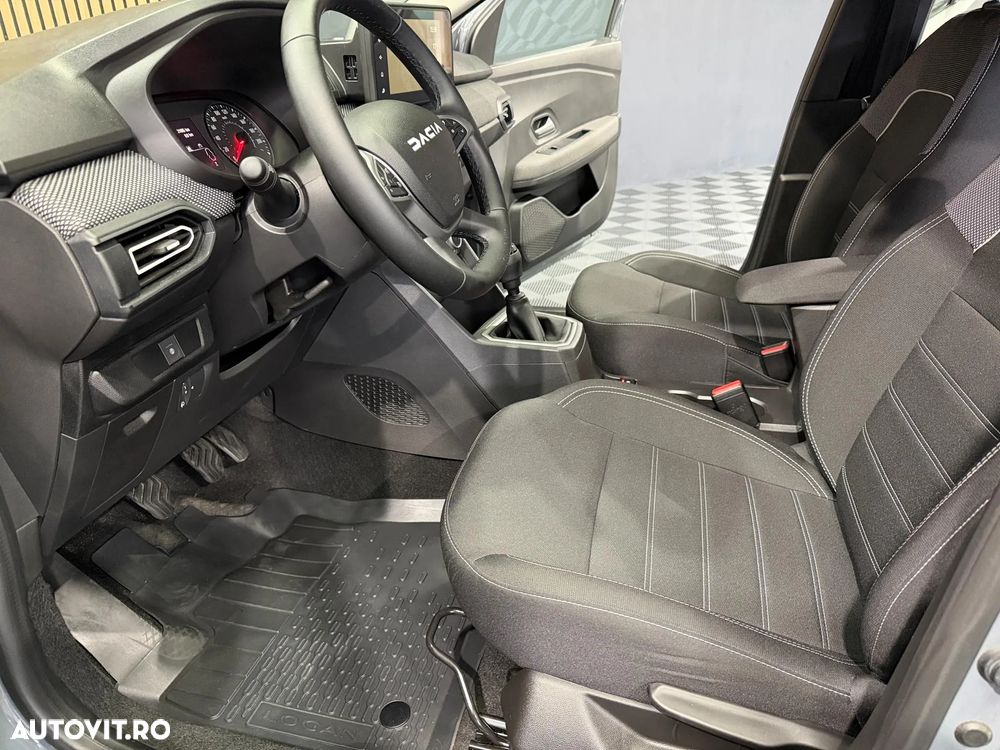 Dacia Logan TCe 90 MT6 Journey - 24