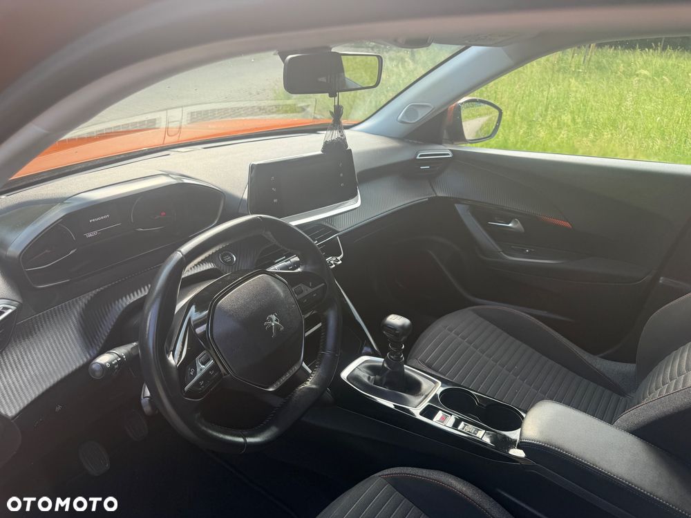Peugeot 2008 1.2 PureTech Active Pack S&S - 9