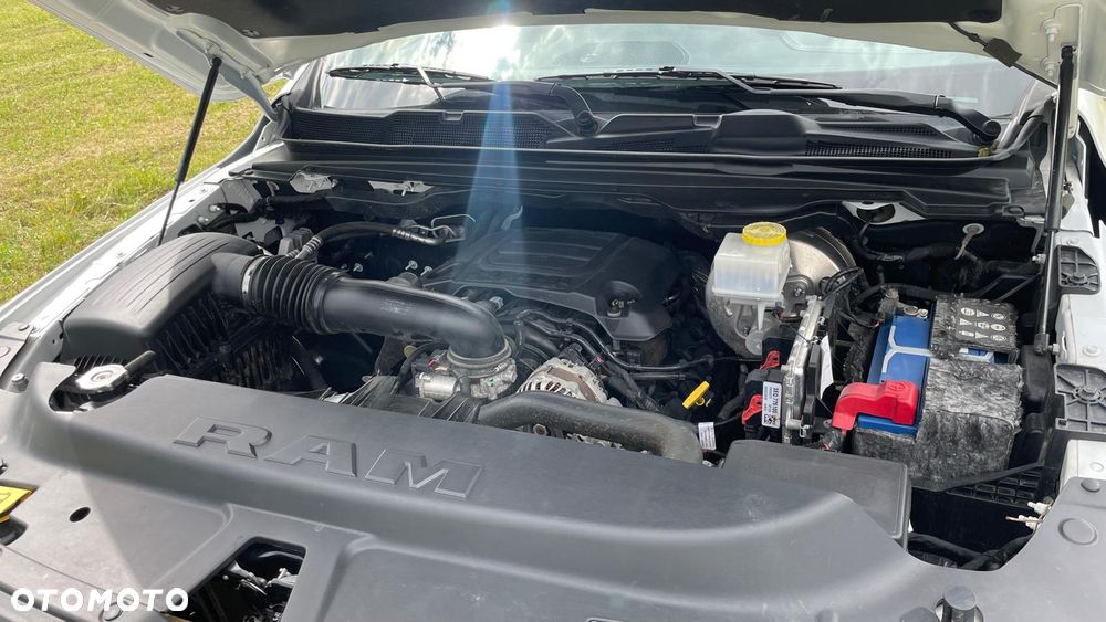 RAM 1500 5.7 Crew Cab Shortbed Rebel - 35