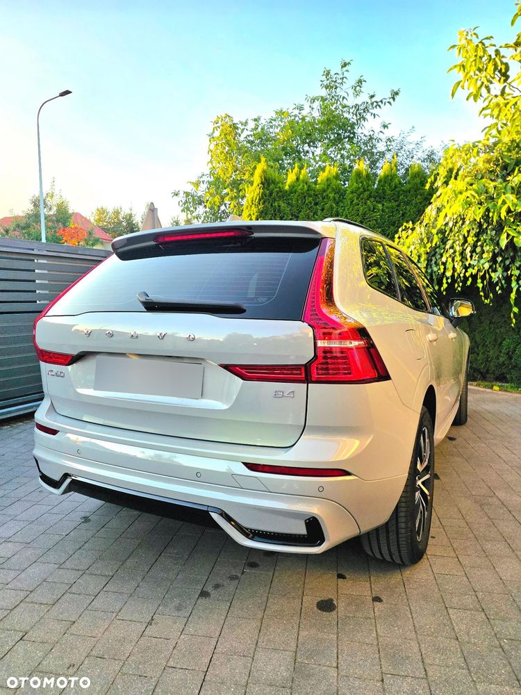 Volvo XC 60 B4 D AWD Plus Dark - 7