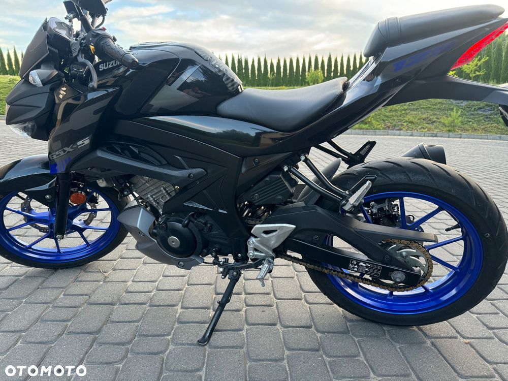 Suzuki GSX - 10