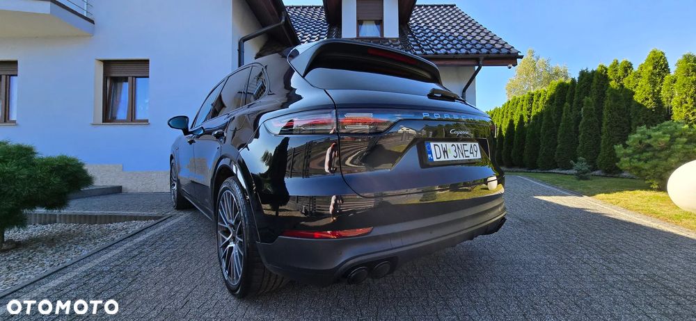 Porsche Cayenne Standard - 5