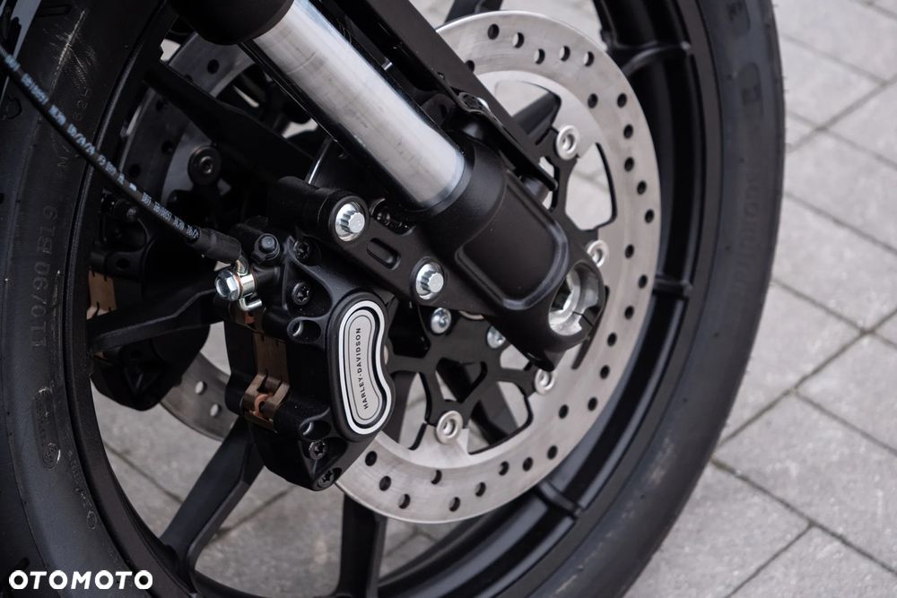 Harley-Davidson Softail Low Rider - 28