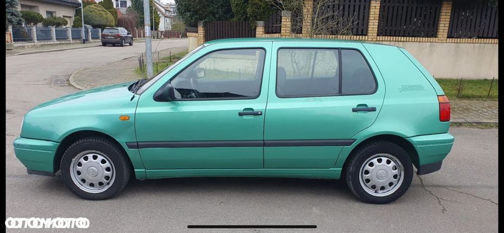 Volkswagen Golf - 16