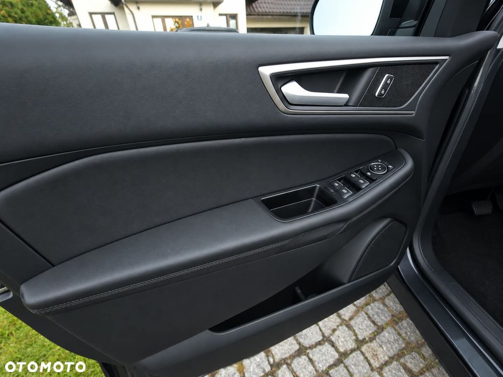 Ford Edge - 13
