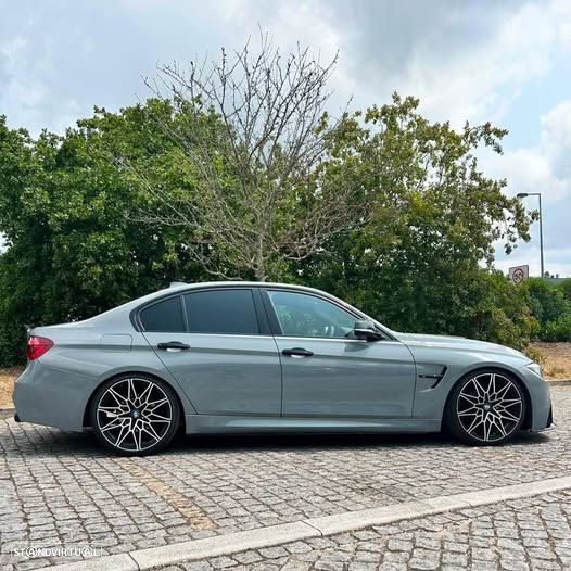 BMW 320 i Pack M - 2