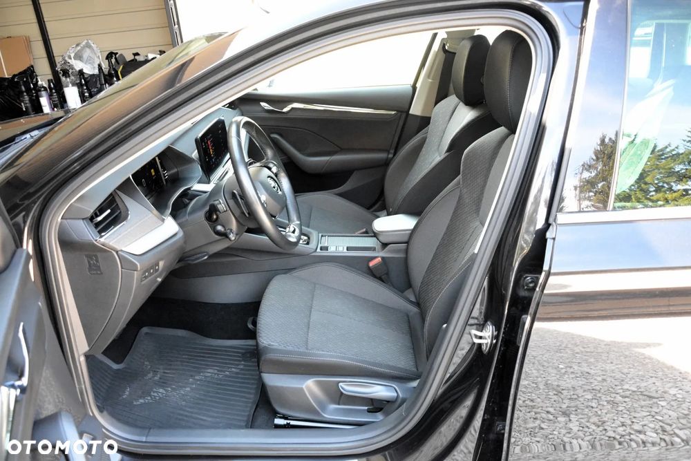 Skoda Octavia 2.0 TDI SCR Style DSG - 9