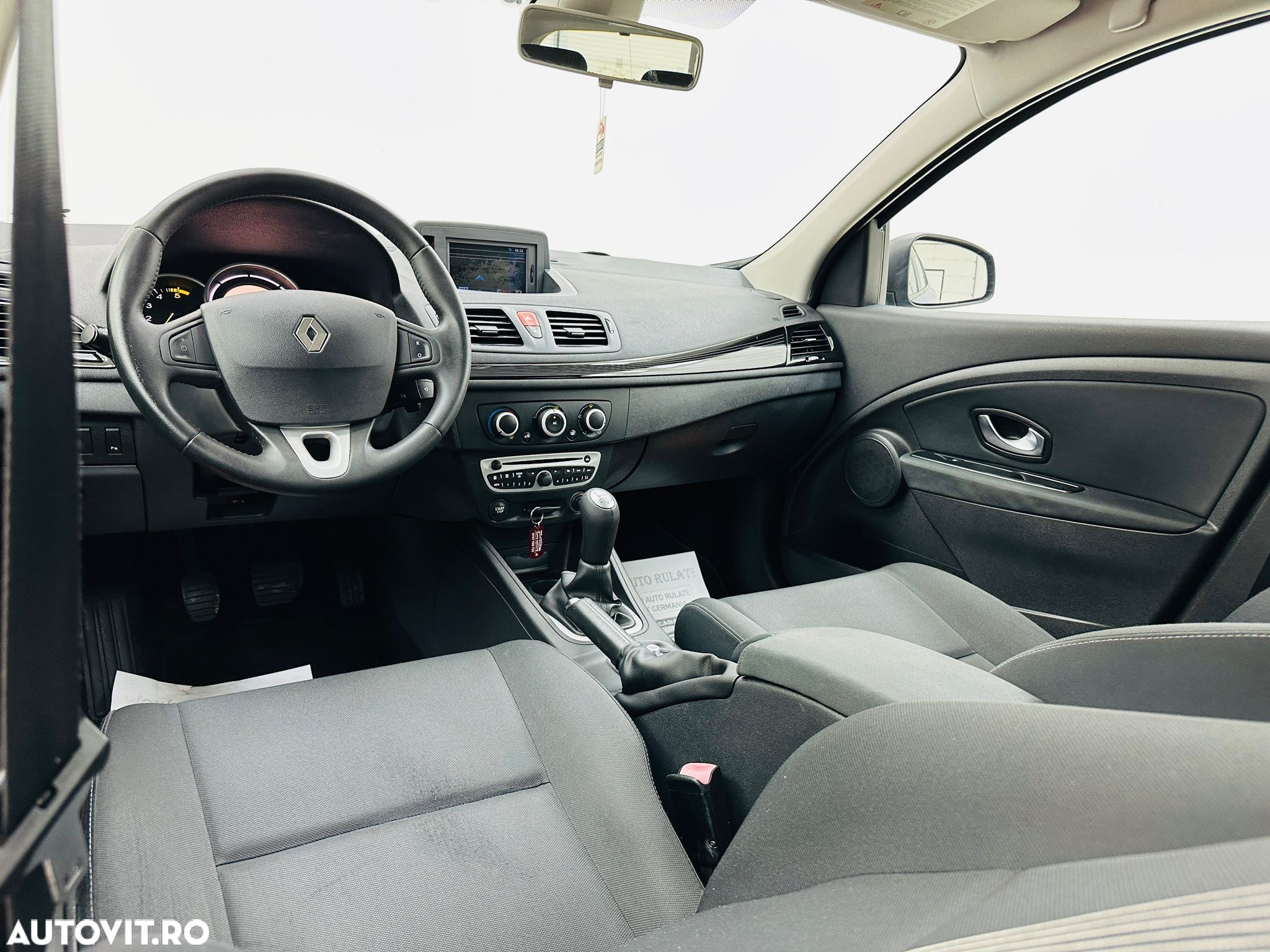 Renault Megane - 24